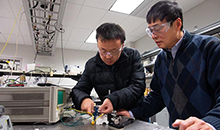 Engineers develop method to improve efficiency and heat tolerance of devices